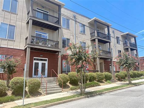 It contains 4 bedrooms and 3 bathrooms. . Zillow chattanooga rentals